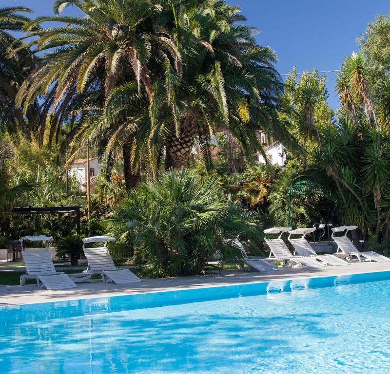 Hotel Barracuda Marina di Campo Dış mekan fotoğraf