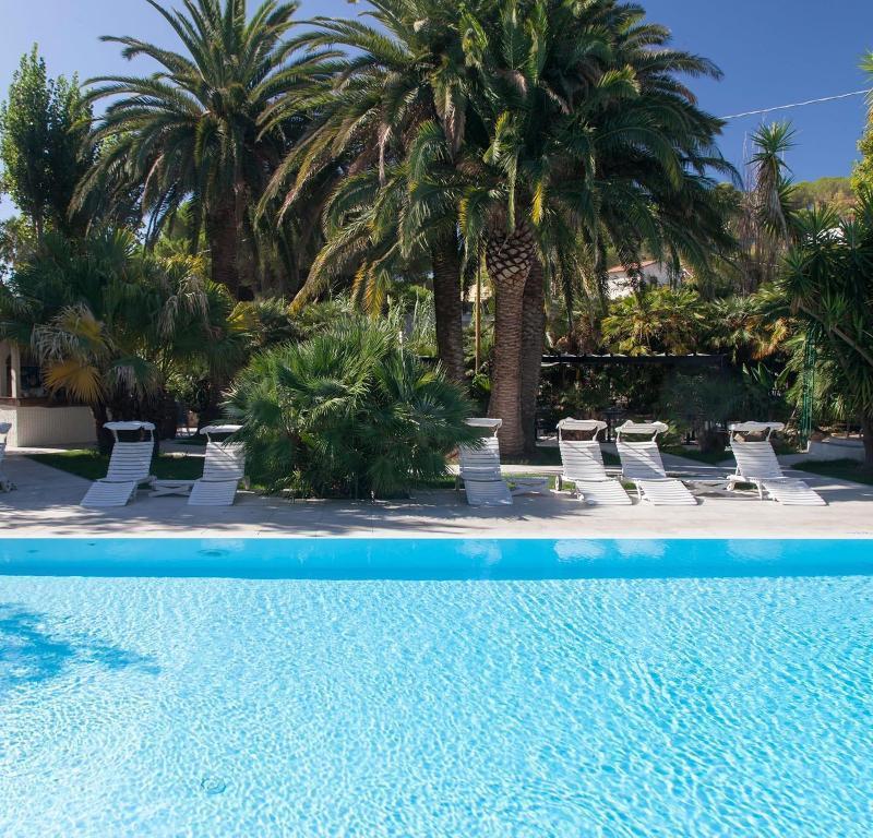 Hotel Barracuda Marina di Campo Dış mekan fotoğraf